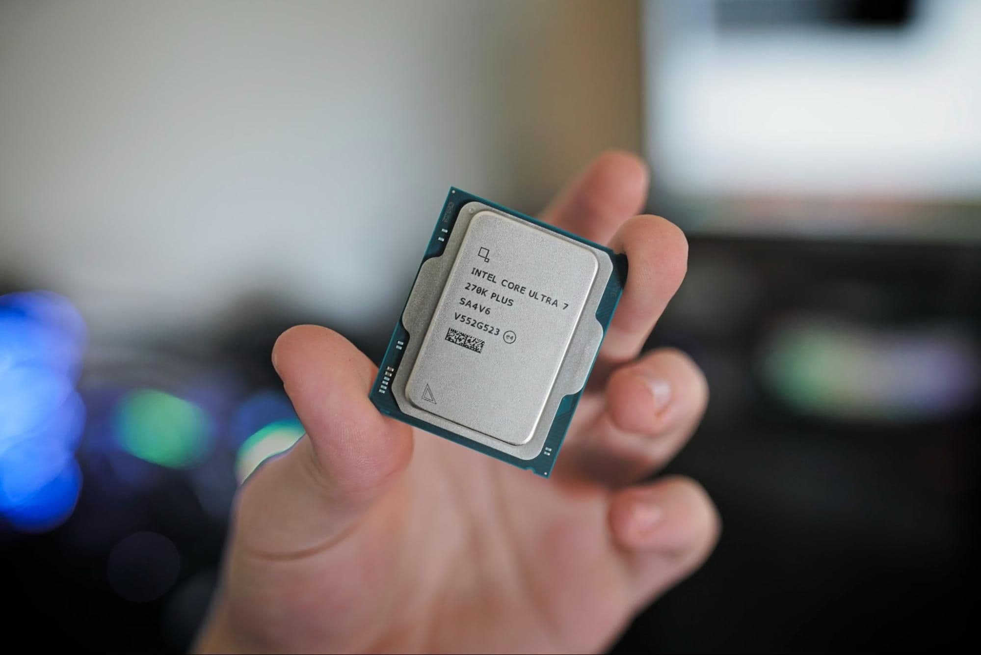 Intel amplía su software iBOT para juegos con siete títulos más y mejoras de hasta el 27%