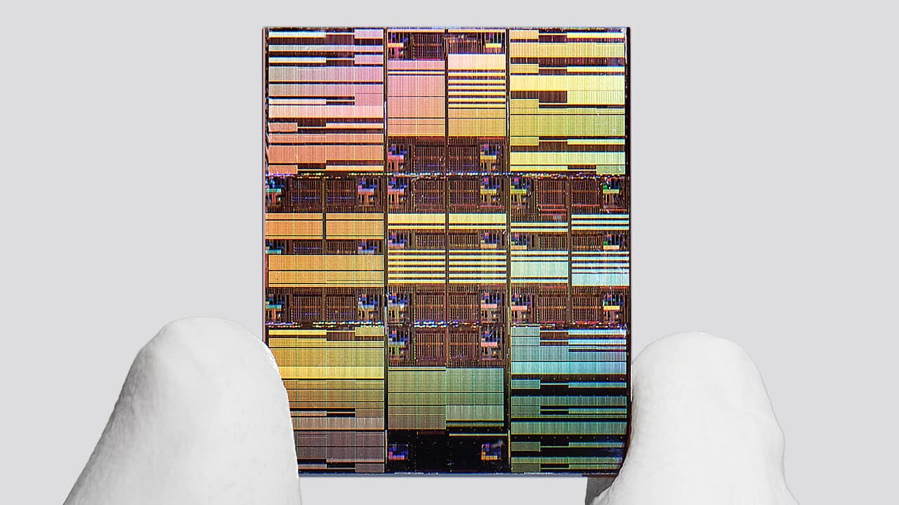 IBM presenta el primer chip de 0,7 nm: el futuro a escala atómica
