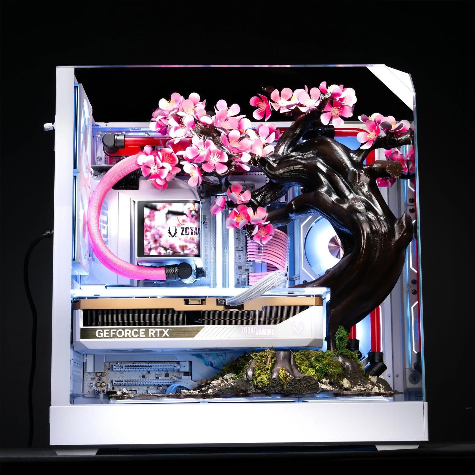 Cherry Bloom PC: el prebuild con RTX 5080 y flores de titanio que florecen con el calor