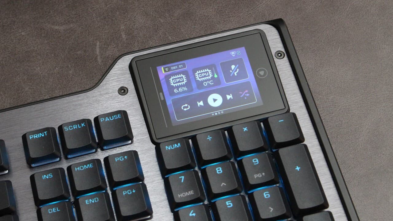 Turtle Beach KB5: el teclado gaming con pantalla táctil que promete mucho